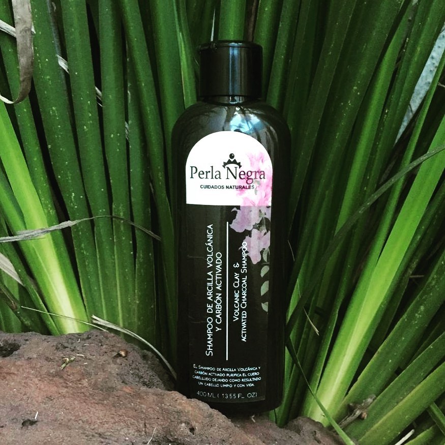 Perla Negra- Shampoo de arcilla volcánica