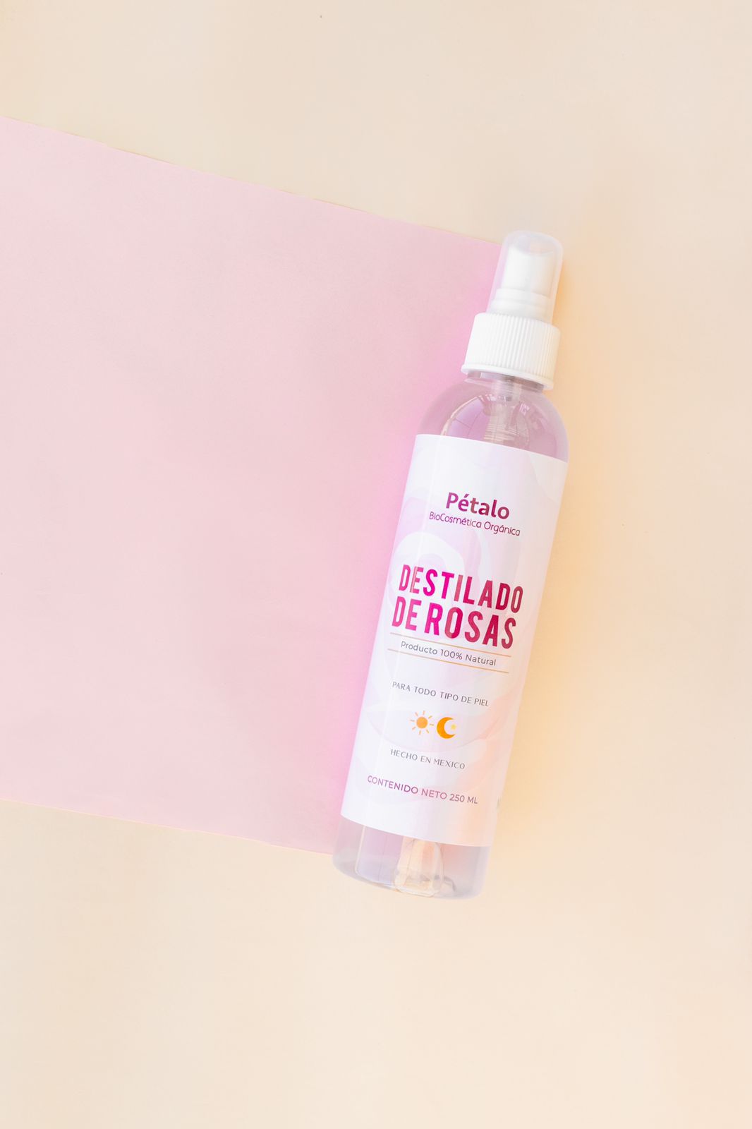 Pétalo- Destilado de rosas con caléndula y benjui